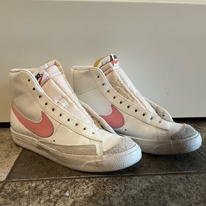 Nike Blazer Mid 77’s